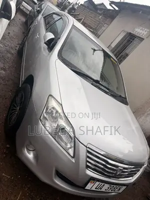Toyota Premio 2010 Silver