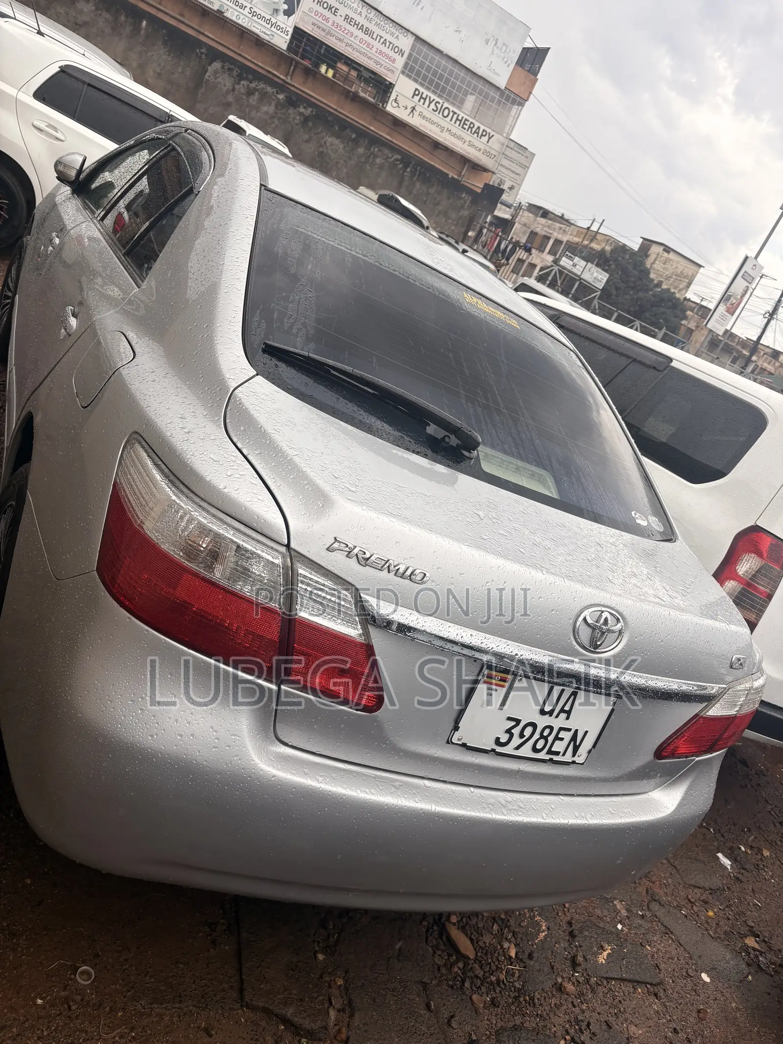 Toyota Premio 2010 Silver