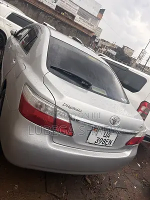 Toyota Premio 2010 Silver