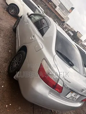 Toyota Premio 2010 Silver