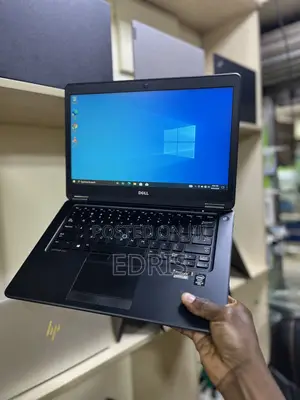 Laptop Dell Latitude E7450 8GB Intel Core i5 HDD+SSD 500GB