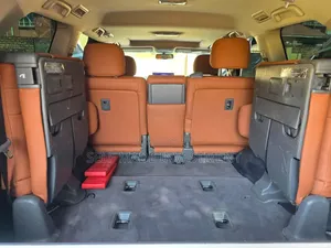 Toyota Land Cruiser 2016 White
