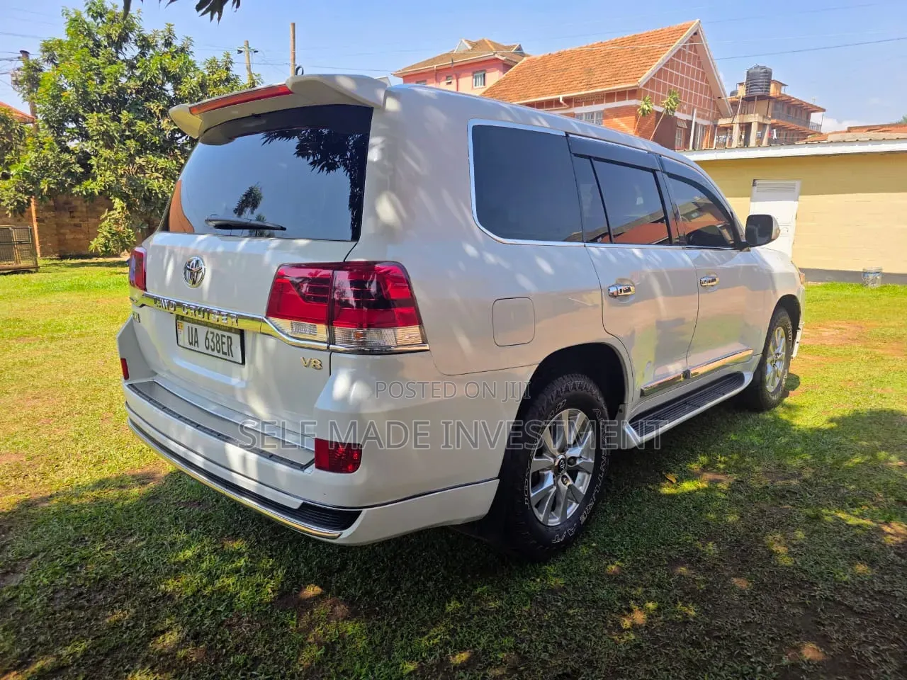 Toyota Land Cruiser 2016 White