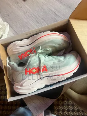 Original Brand Hoka Clifton 10 (Size 44.1⁄2 Running & Training Shoes