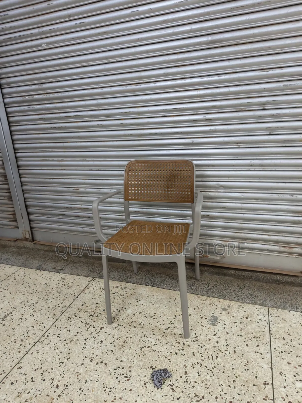 Gray Can Plastic Chairs Plastic Chairs