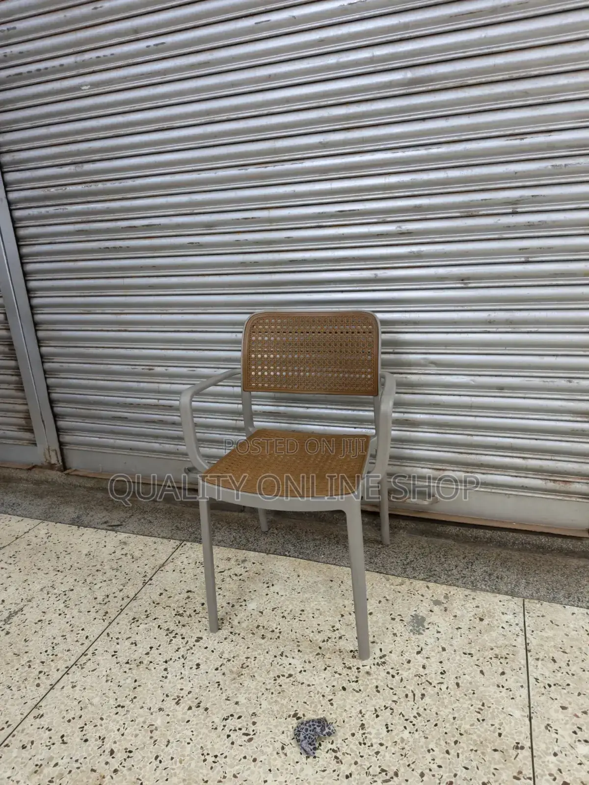 Gray Can Plastic Chairs Plastic Chairs