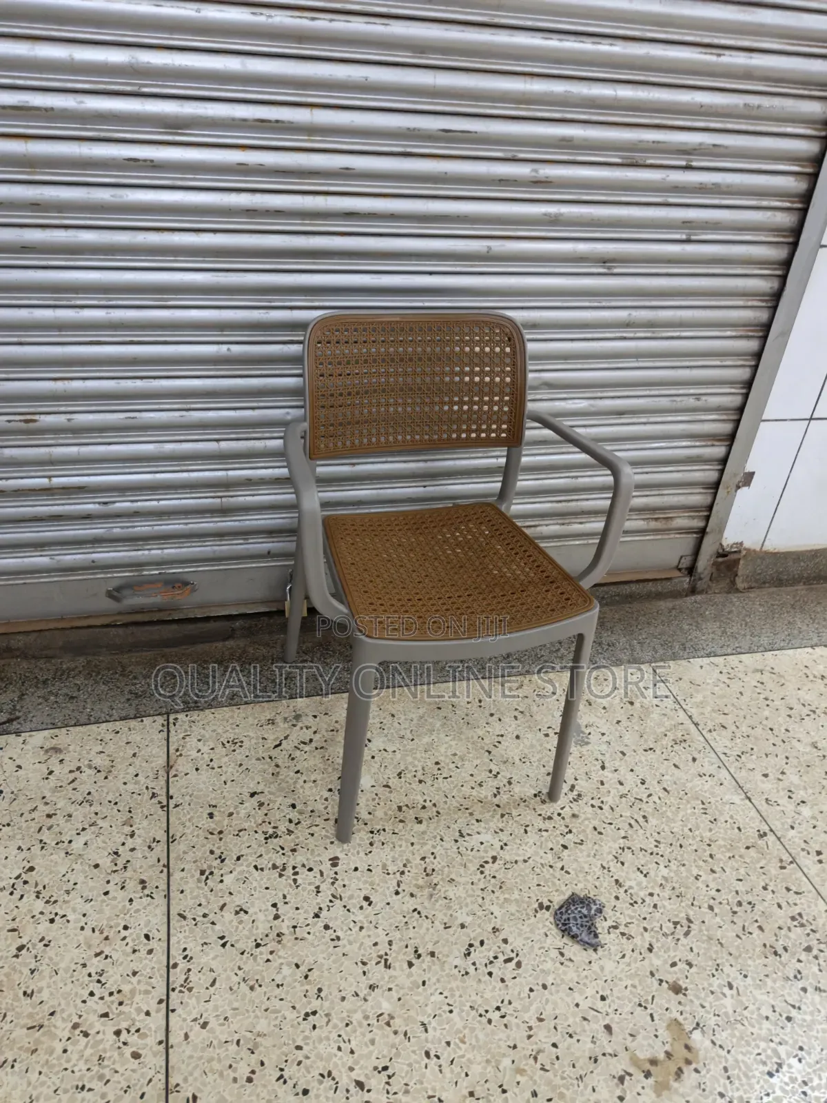 Gray Can Plastic Chairs Plastic Chairs