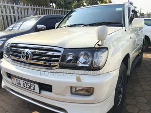 Toyota Land Cruiser Cygnus 4.7 2007
