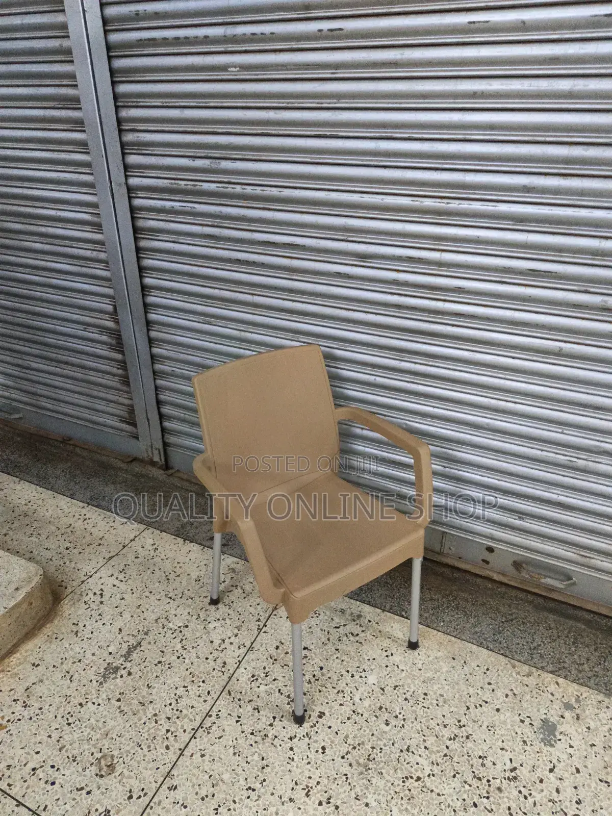 Dust Proof Plastic Chairs Plastic Chairs