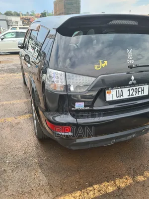 Mitsubishi Outlander 2012 Black
