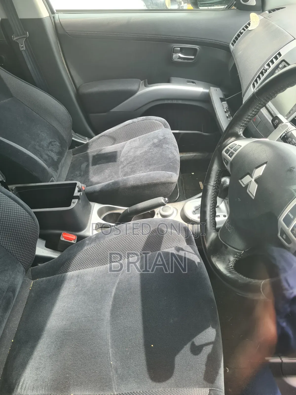 Mitsubishi Outlander 2012 Black