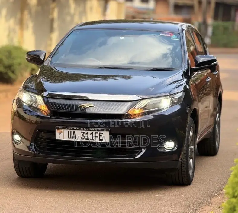 Toyota Harrier 2.0 2016