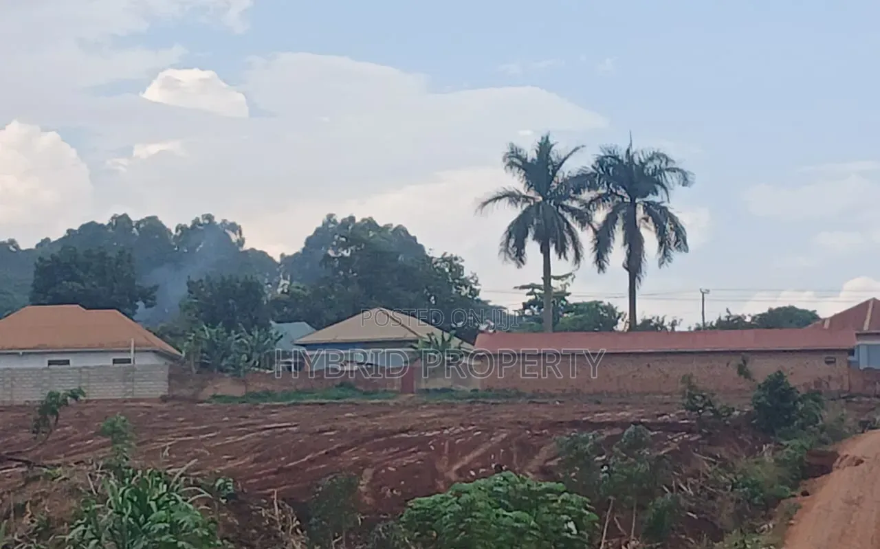 Prime Plots for Sale at Namusera~Wakiso Tarmac Divine Land Estate.