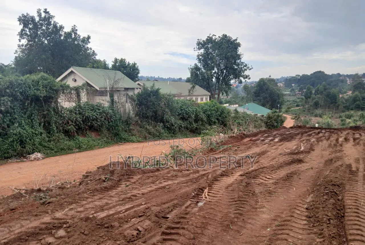 Prime Plots for Sale at Namusera~Wakiso Tarmac Divine Land Estate.