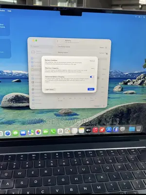New Laptop Apple MacBook Air 2025 M4 16GB Apple M4 SSD 512GB