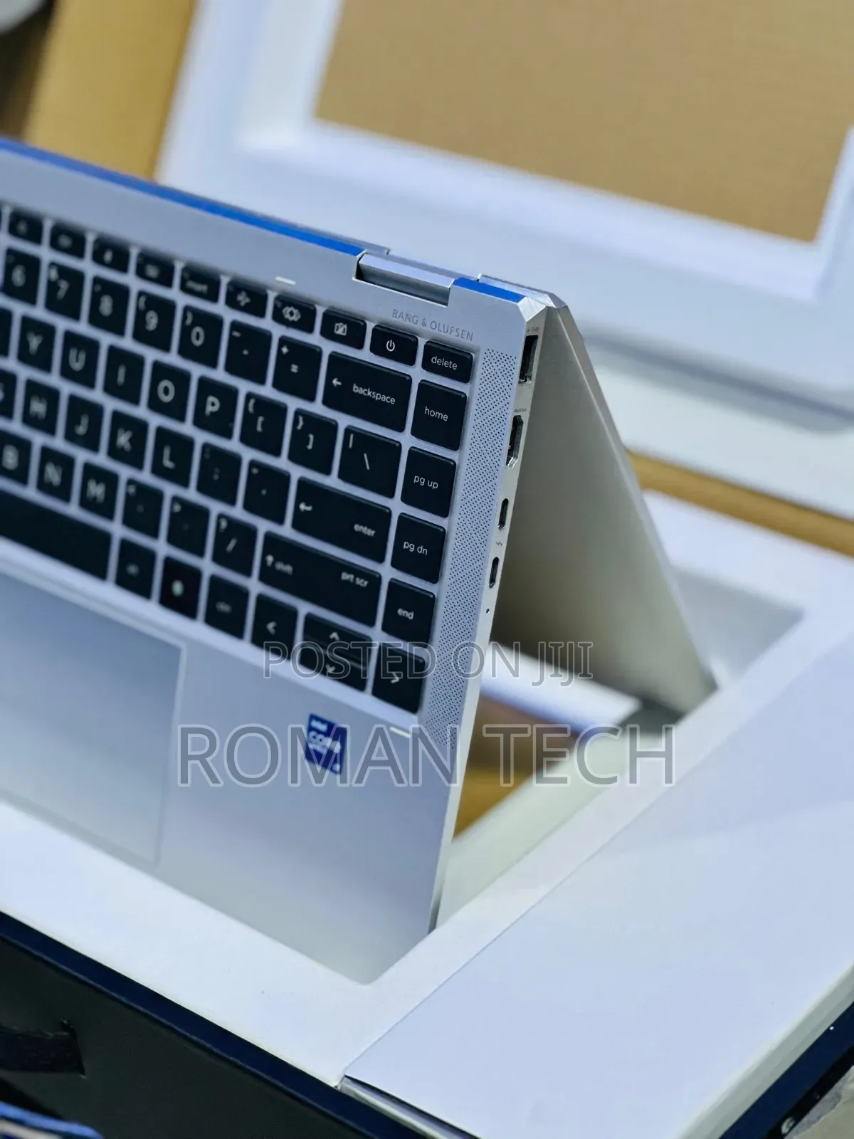 New Laptop HP EliteBook 1040 G8 16GB Intel Core i7 SSD 512GB