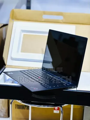 New Laptop Lenovo ThinkPad X1 Carbon Gen11 16GB Intel Core i7 SSD 512GB