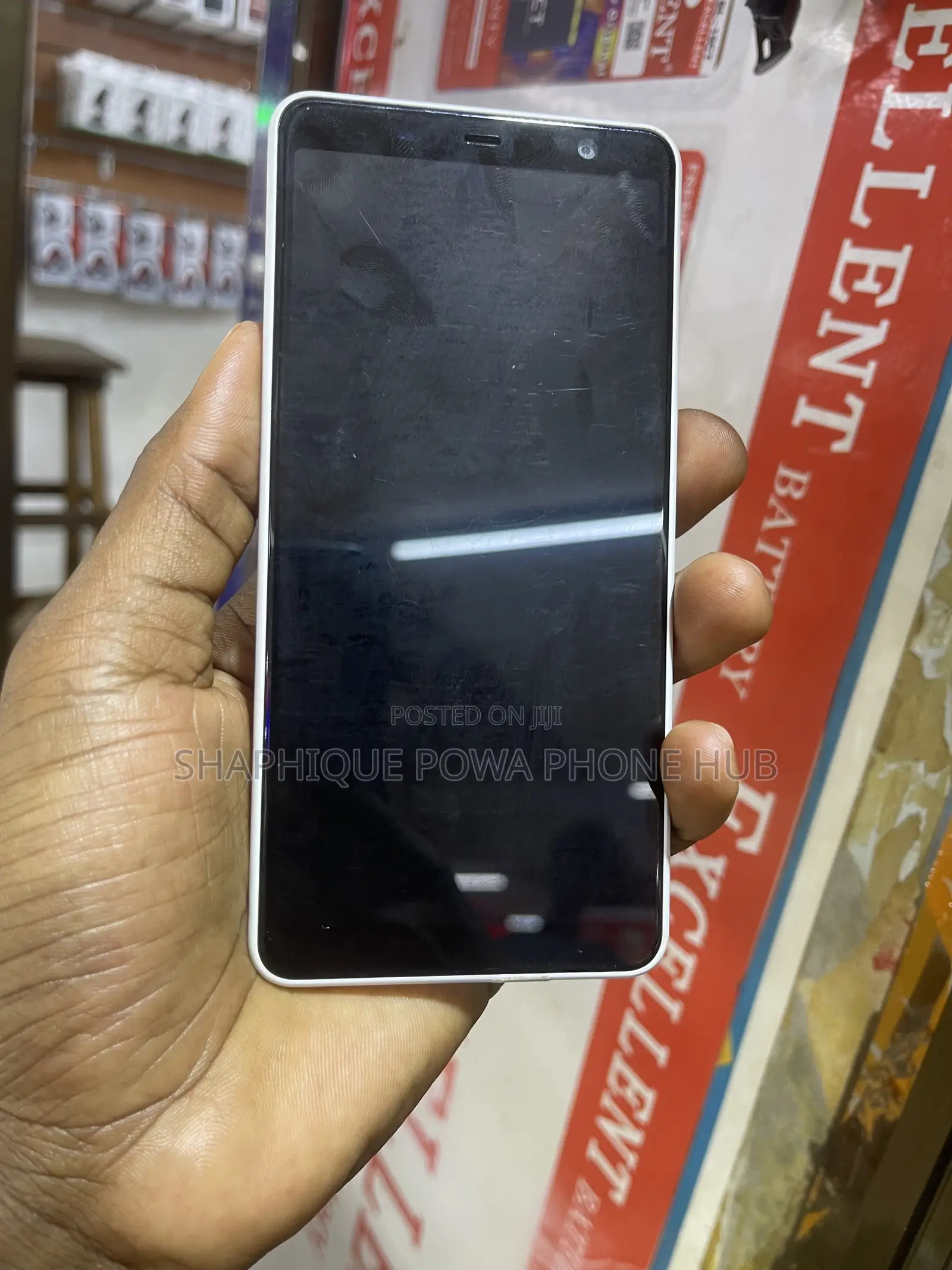 Fujitsu Arrows Be4 32 GB White