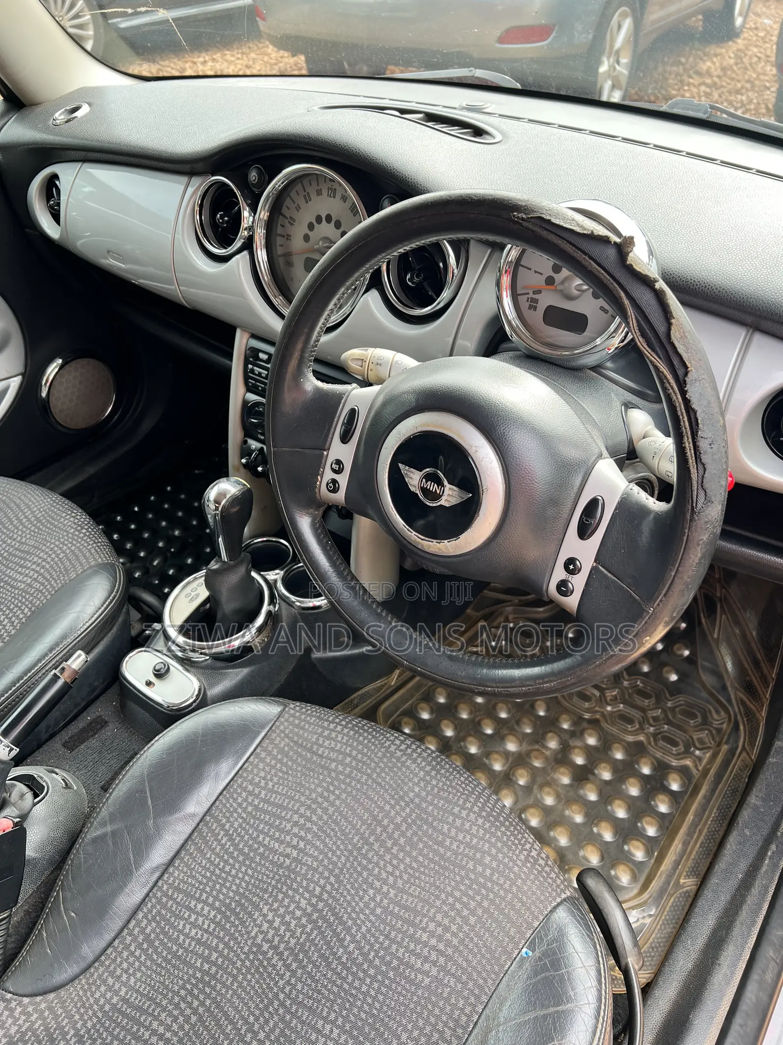 Mini Cooper S 2009 Red