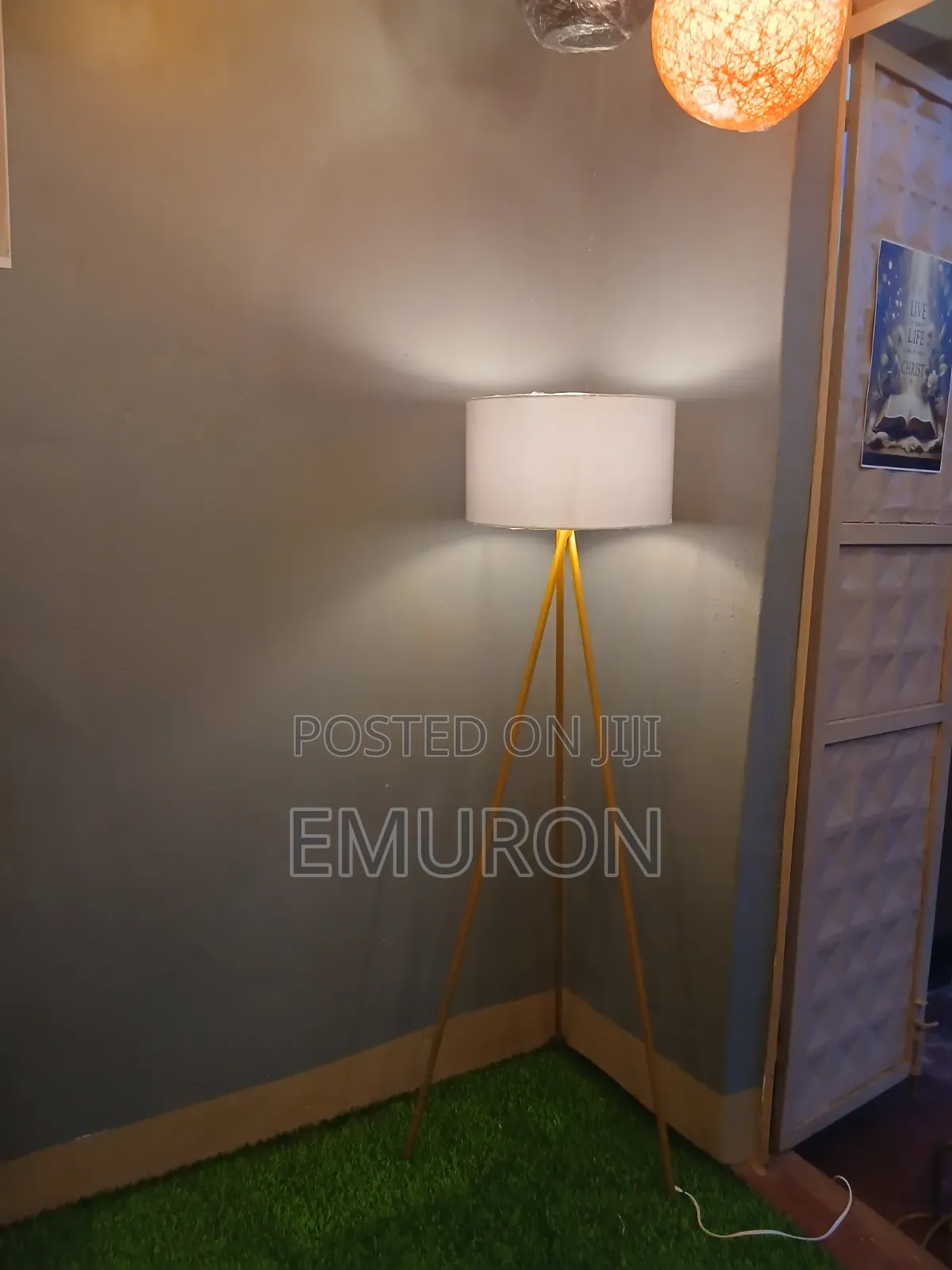 Lantern Floor Lamps