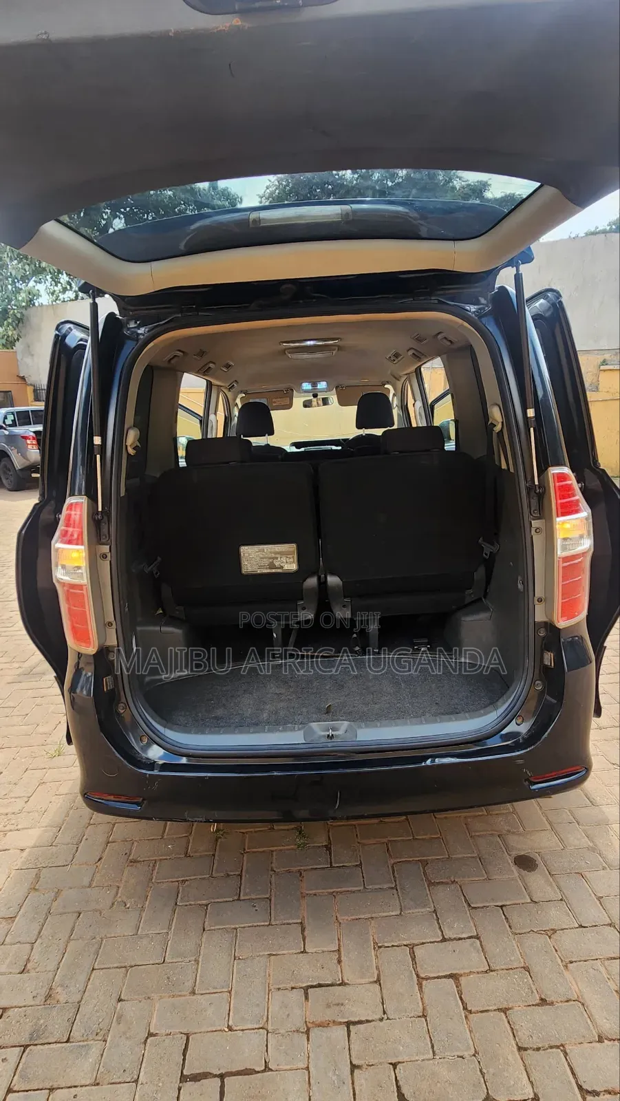 Toyota Noah 2009 Black