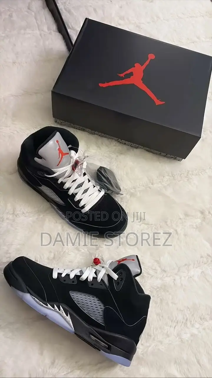 Jordan 5 Sneakers