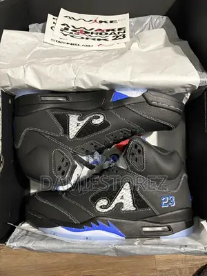 Jordan 5 Sneakers