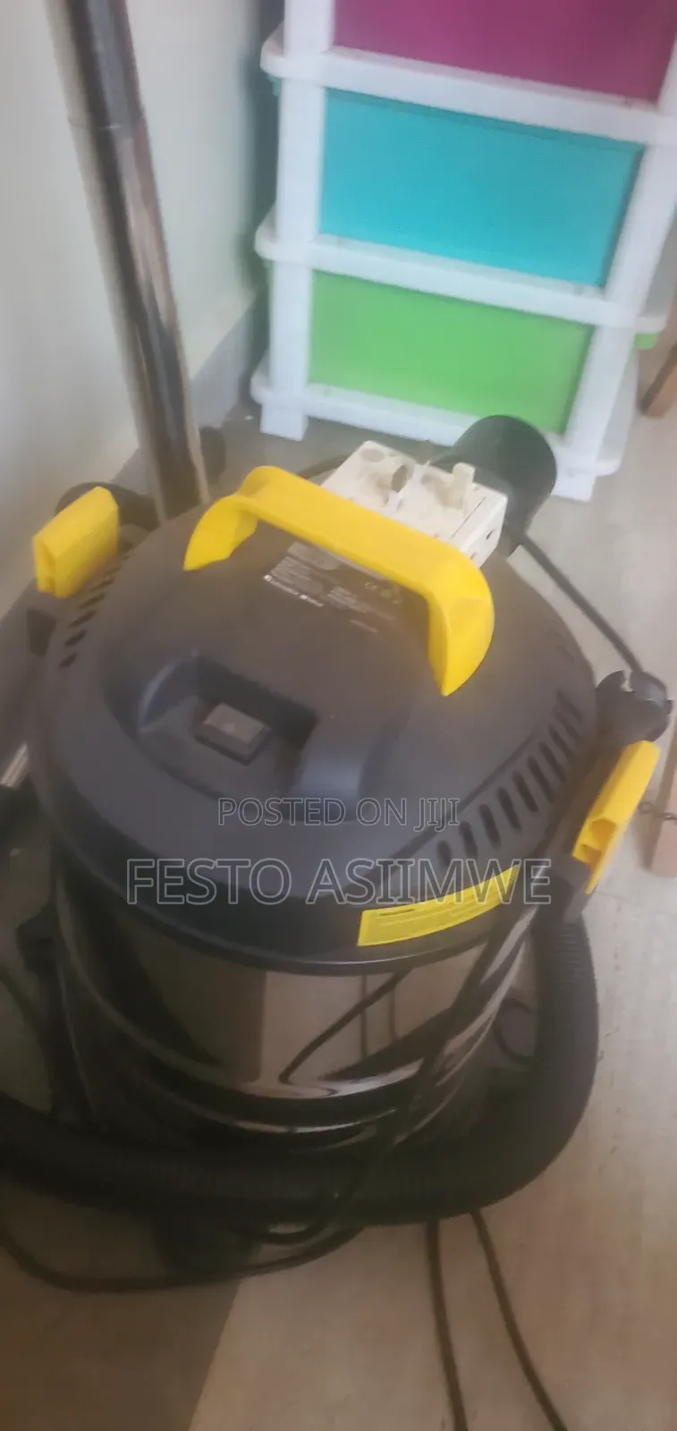 Vacuum Cleaner