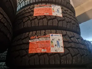 31x10.50R15 All Terrian Adventure Tyres.