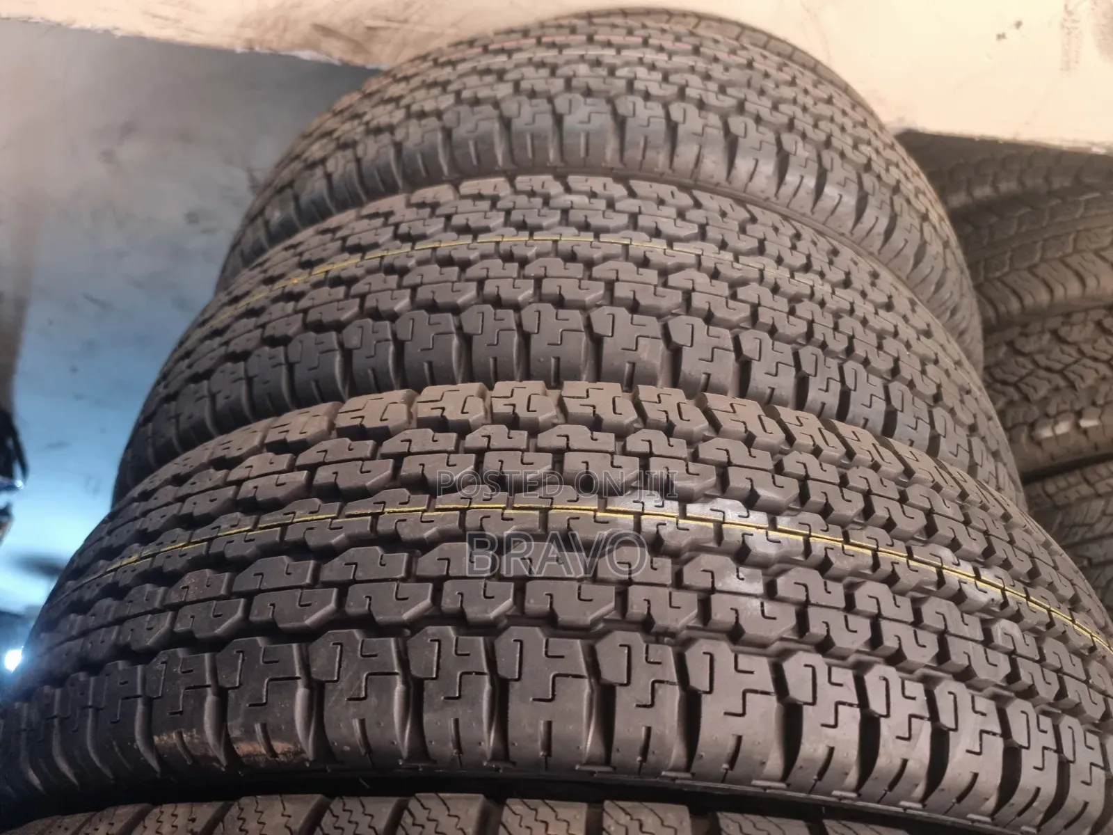 205R16 Bridgestone New Tyres for Double Cabin.