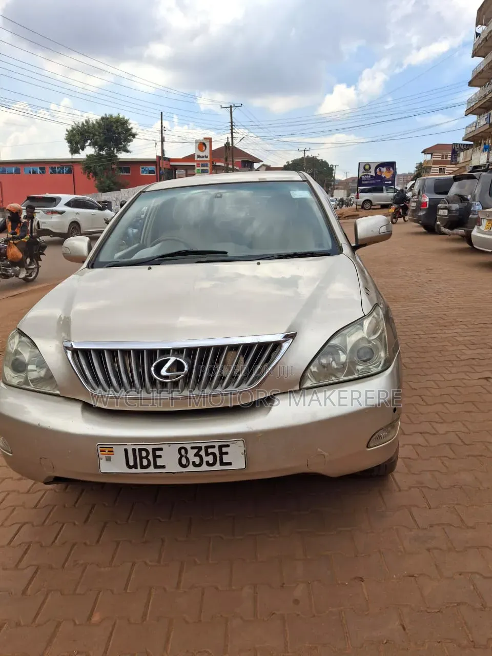 Toyota HiAce 2004 Silver