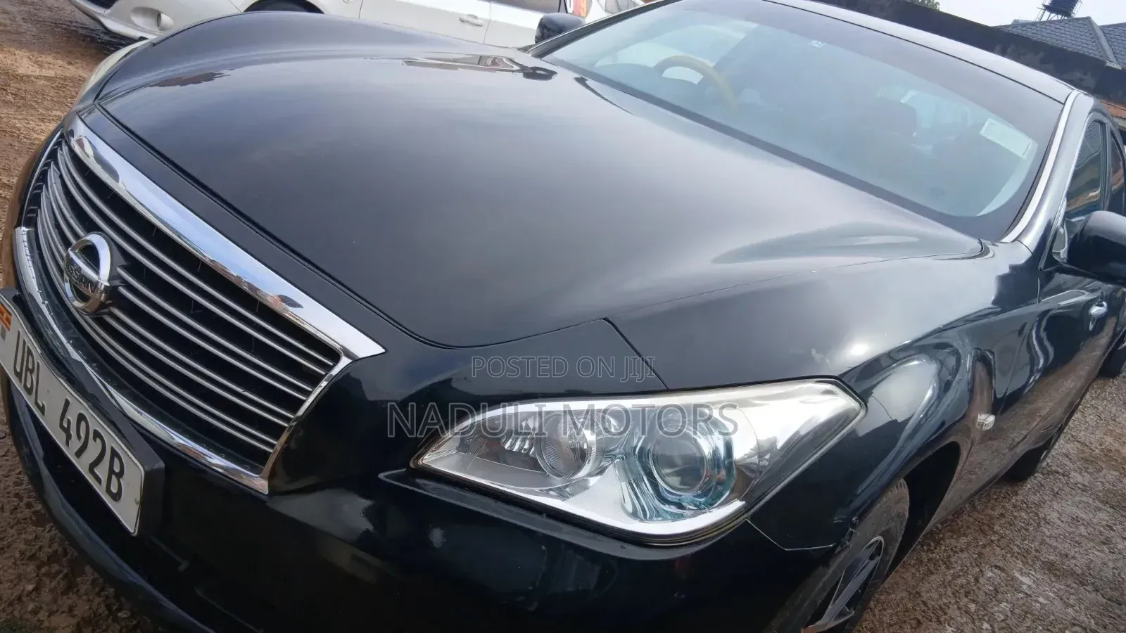Nissan Fuga 2016 Black