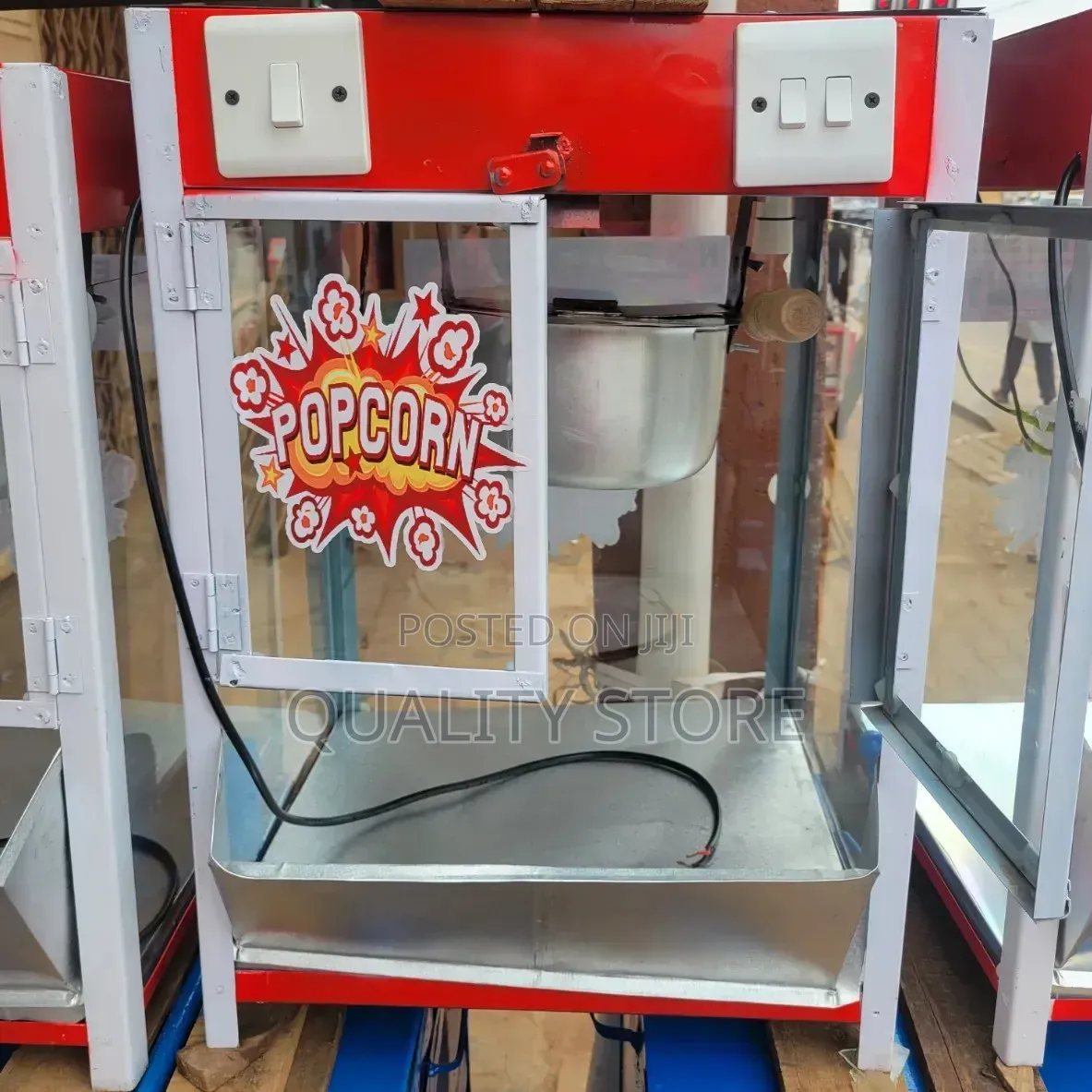 Commercial Popcorn Machine