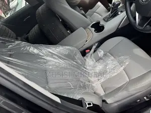 Toyota Harrier 2.0 4WD 2020 Black