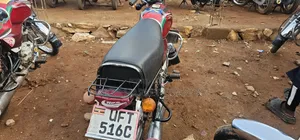 Bajaj Boxer 2023 Red