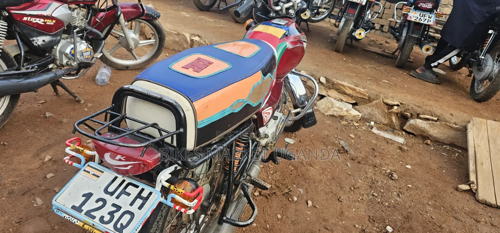 Bajaj Boxer 2023 Red