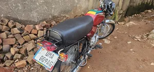 Bajaj Boxer 2025 Red