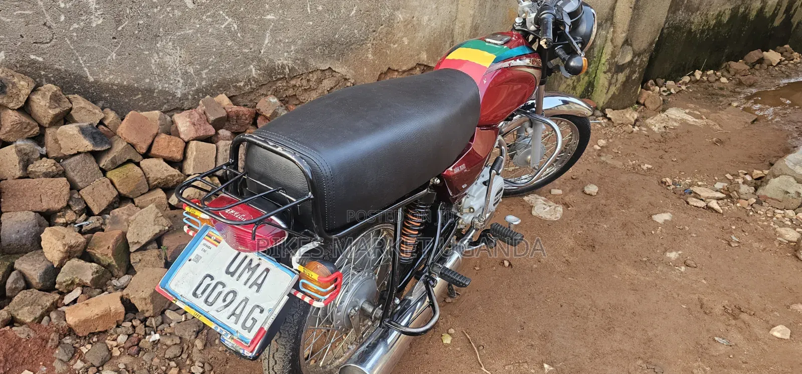 Bajaj Boxer 2025 Red