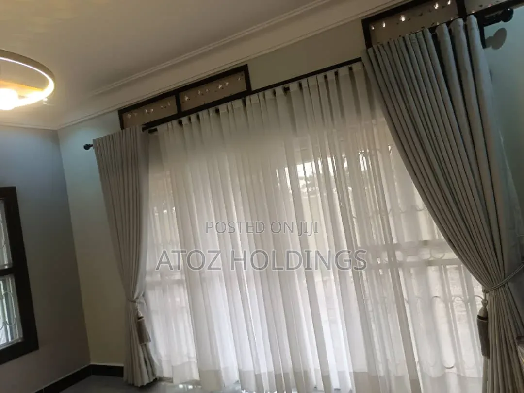 Curtains/Super Qualify Curtains in Any Colour 48,000/- Per Meter