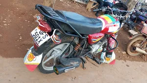 Bajaj Boxer 125 2020 Red