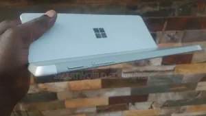 Laptop Microsoft Surface Go 4GB Intel Pentium SSD 60GB