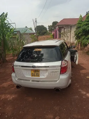 Subaru Legacy 2009 White