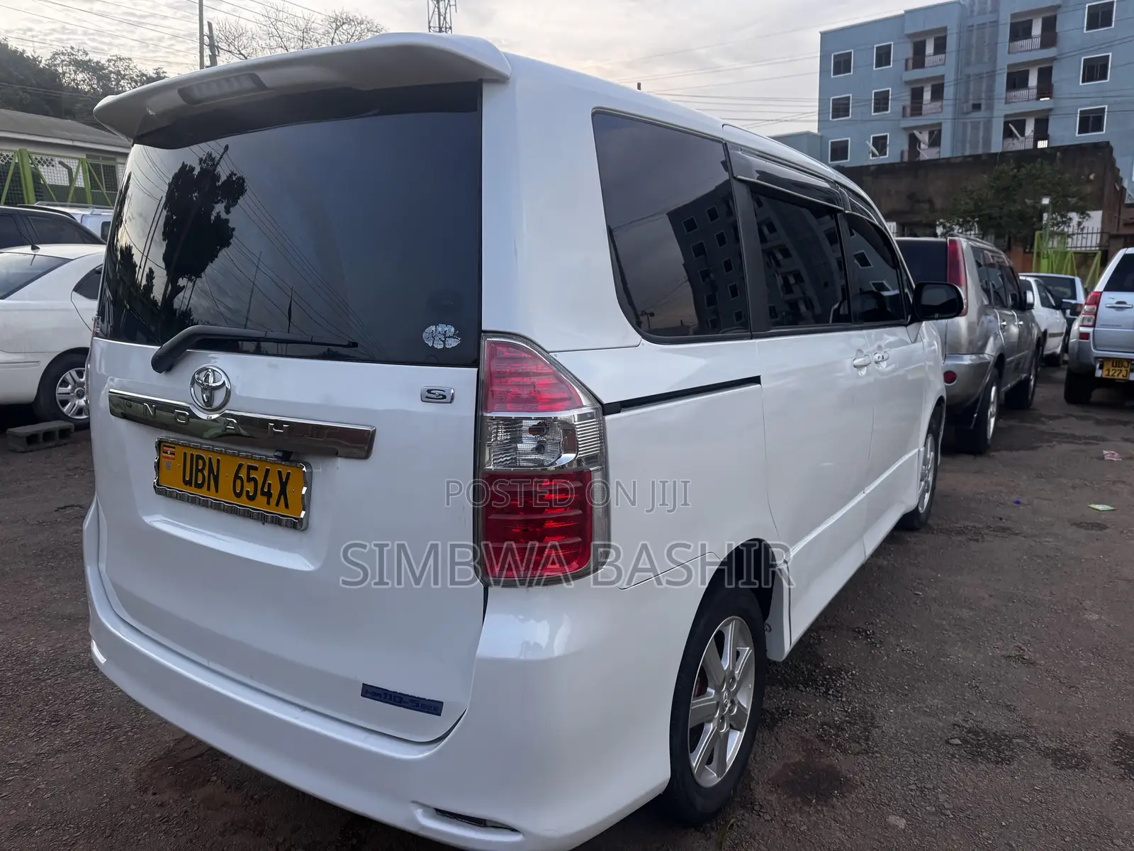 Toyota Noah 2008 White