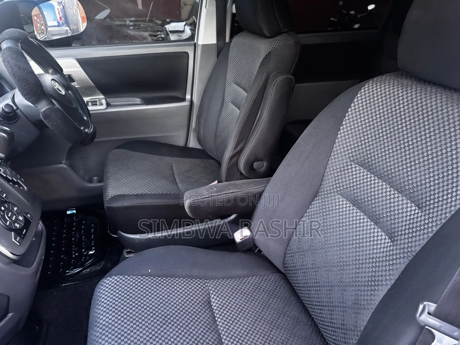 Toyota Noah 2008 White