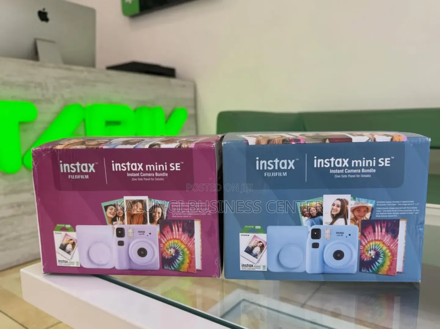 Fujifilm Instax Mini SE Camera Gift Bundle