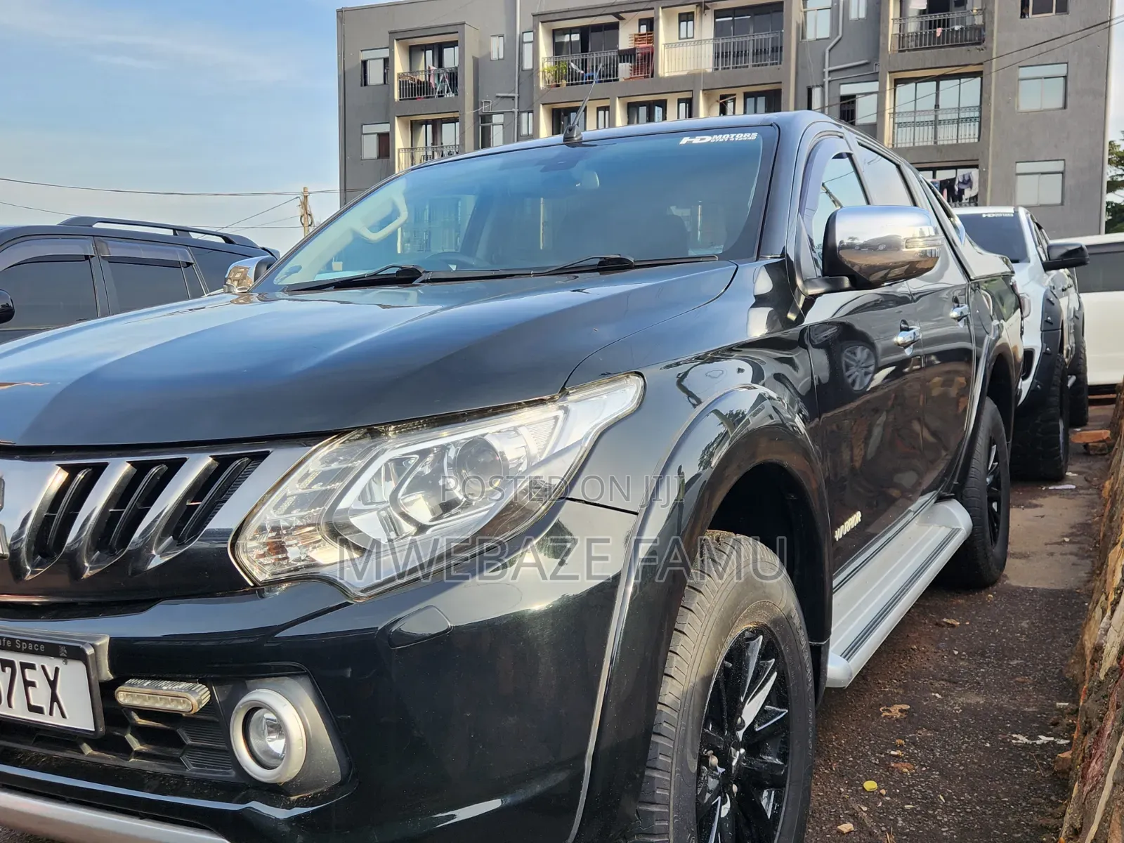 Mitsubishi Pajero 2015 Black
