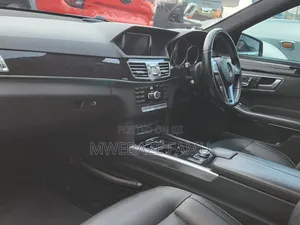 Mercedes-Benz E250 2013 Black