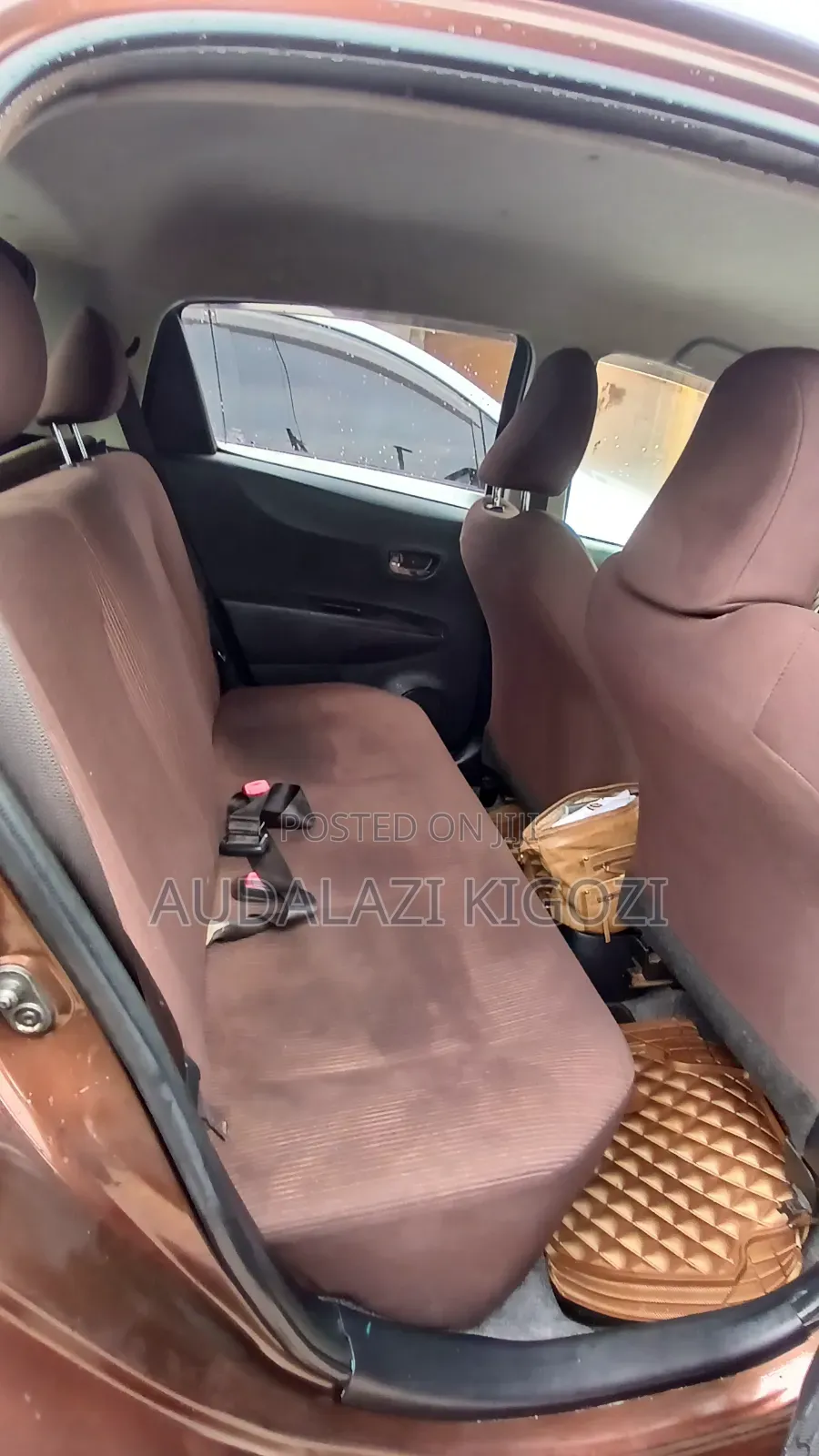 Toyota Vitz 2012 Maroon