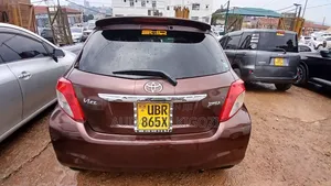 Toyota Vitz 2012 Maroon