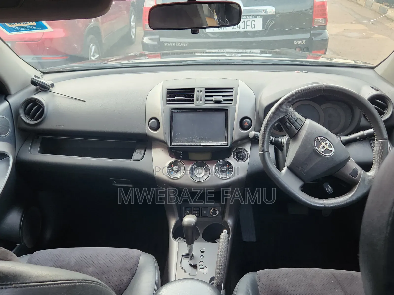 Toyota Vanguard 2010 Black